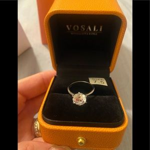 New with box & bag Vosali Moissanite 2 carat ring, sterling silver, beautiful.